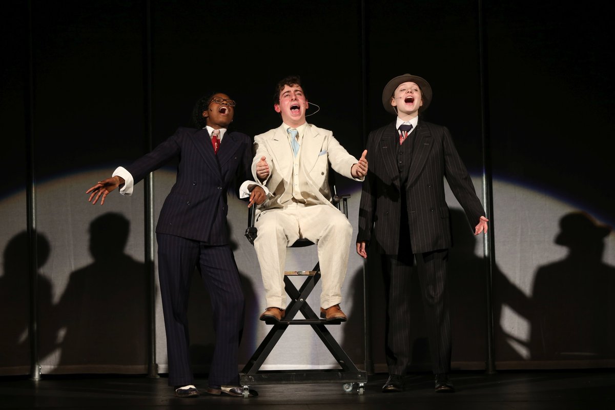 forestcc's tweet photo. Mack &amp; Mabel 2017: #MakeTheWorldLaugh #OpeningNight https://t.co/uxOUfFplDs