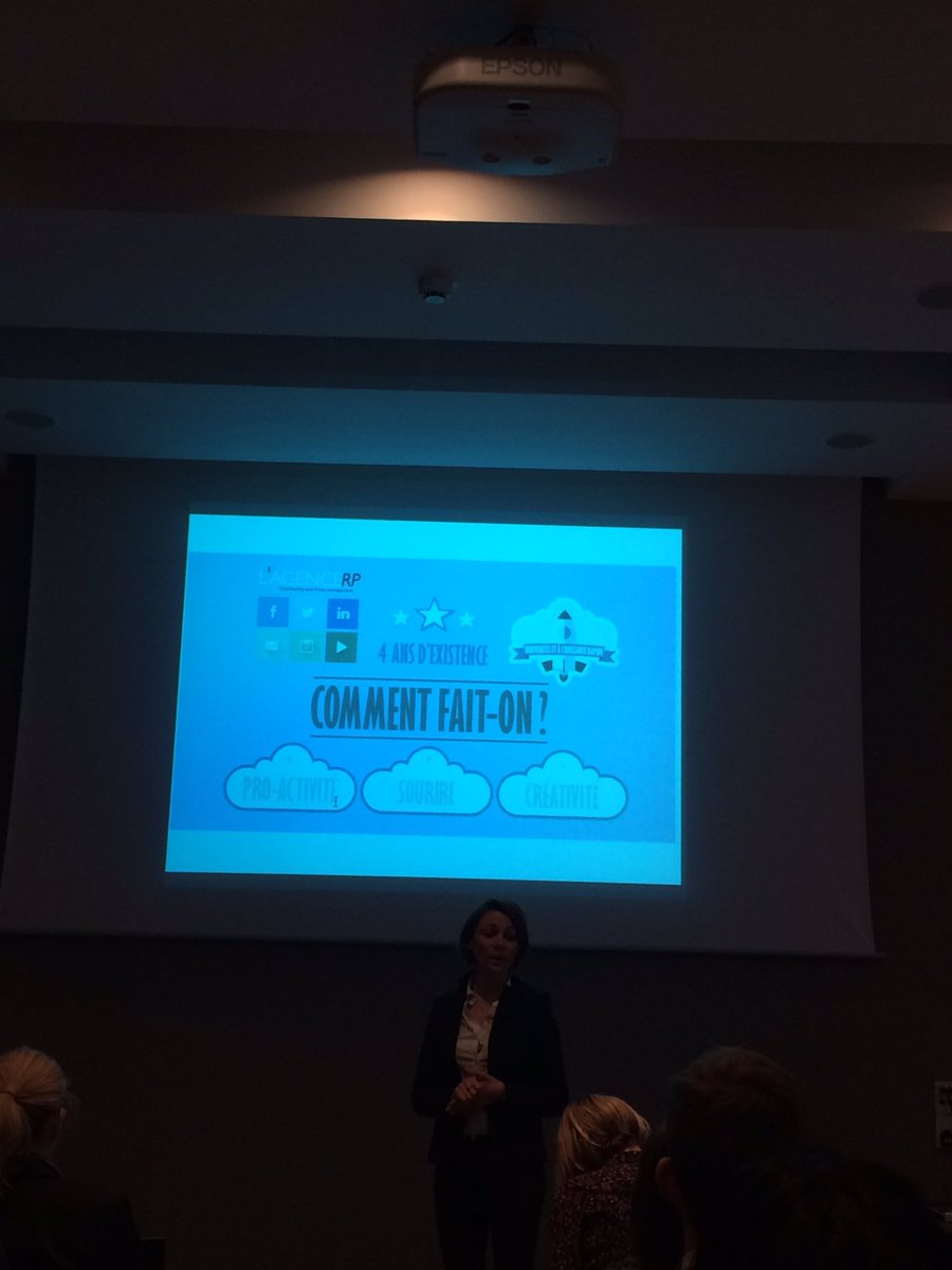 kalamari_agency's tweet photo. #Workshop : comment  communiquer efficacement sur un projet innovant ?#JGM17 @gossipandthecit https://t.co/RSy85qMsJl