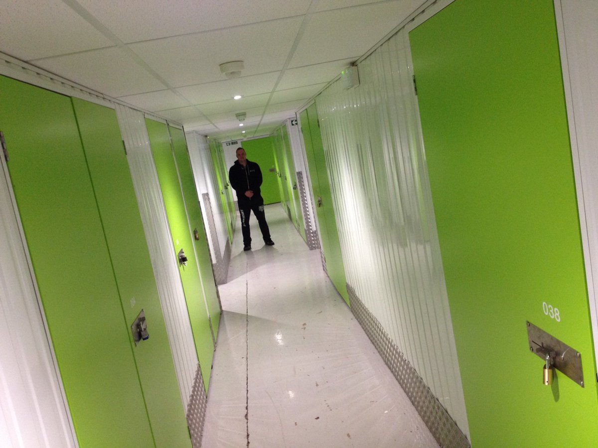 WillWBarton's tweet image. Enjoyed meeting the guys from @SOStorage in Eynsham this morning - doing a full range of business storage services sostorage.co.uk