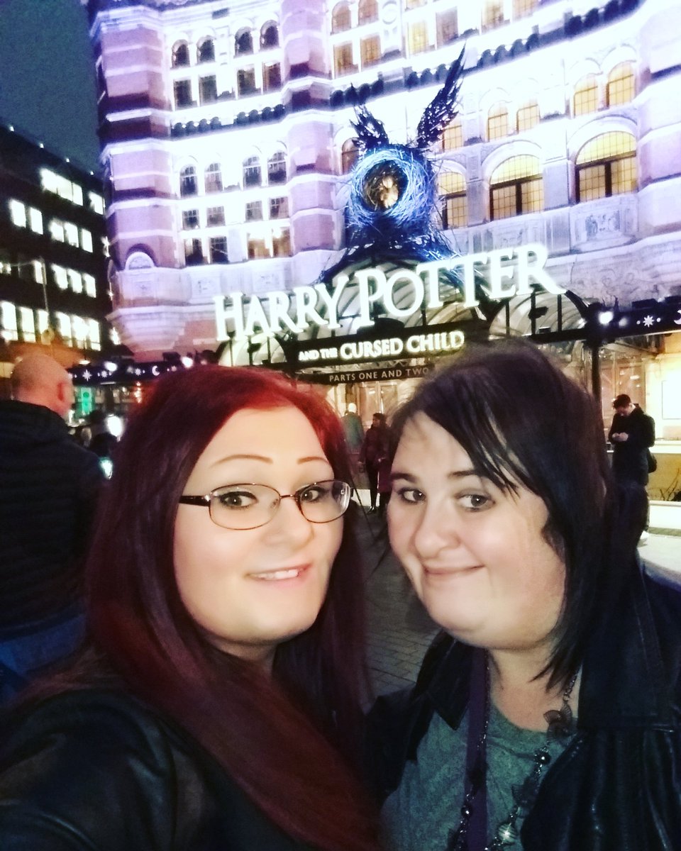 l_copestick's tweet photo. Had such a good day with my sissy yesterday watching #HarryPotterAndTheCursedChild such an amazing show!! https://t.co/vvZk1sne5b