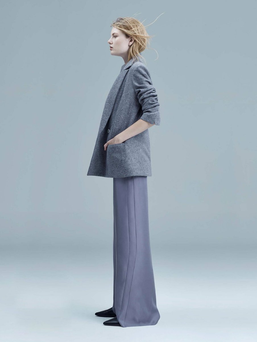 JacandJack's tweet photo. Thank you @davidjonesstore and @thelmamcq for this amazing shot of the Harvard Blazer and Claude Pant. #davidjones #jonesmag #jacandjack https://t.co/Lsz4qBEH1X