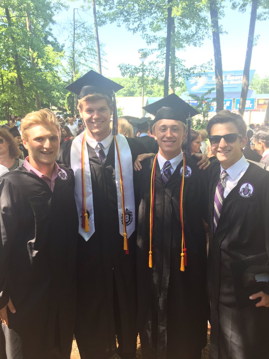 JacobHecker's tweet image. Happy bday @malmany22 hope u didn't go too hard 😏 look forward to a great summer with u 🙌🏻✊🏻