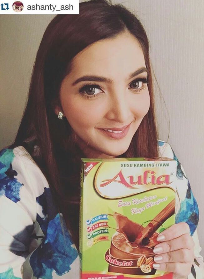 Susuaulia's tweet photo. Ashanti aja minum Susu Aulia lhoo.... masa kamu enggak???? https://t.co/DaLT3syWjT