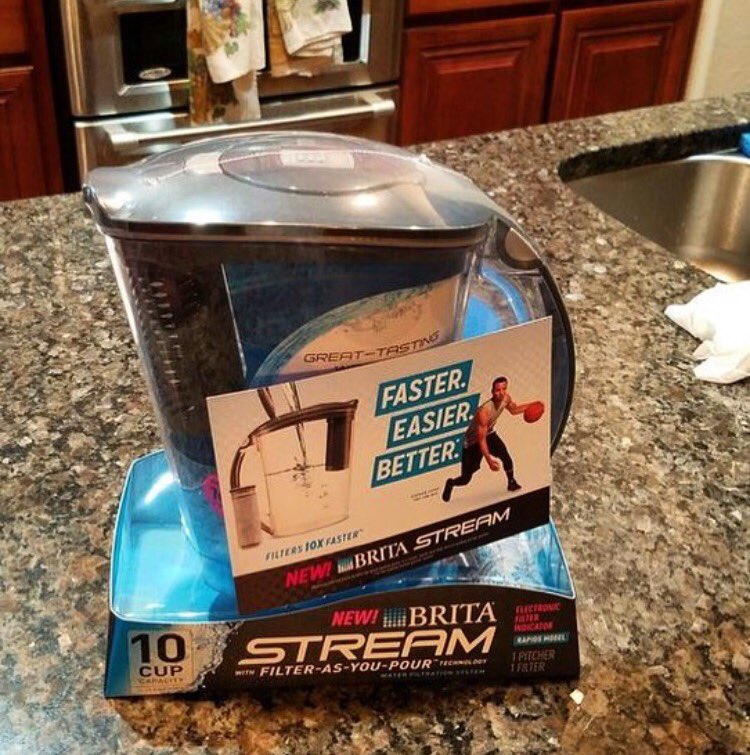 RippleStreetFun's tweet photo. Faster, easier, better water! Pass me that #BritaStreamWalmart pack! π¦π¦π¦ https://t.co/qUdbdQxJ7L