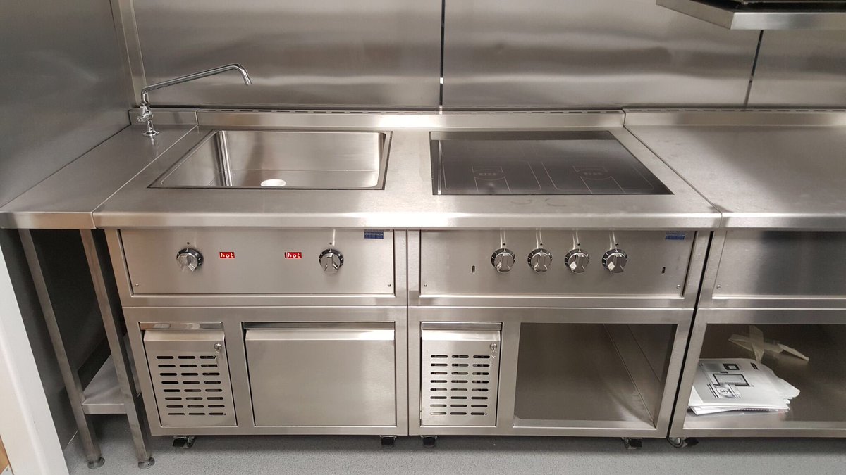 EcoChef_i's tweet photo. Burnley FC new training Ground #inductionplancha #inductionbrattpan #inductionrange #cateringequipment #ecochefclub โค๏ธ https://t.co/JQtz2axkcL