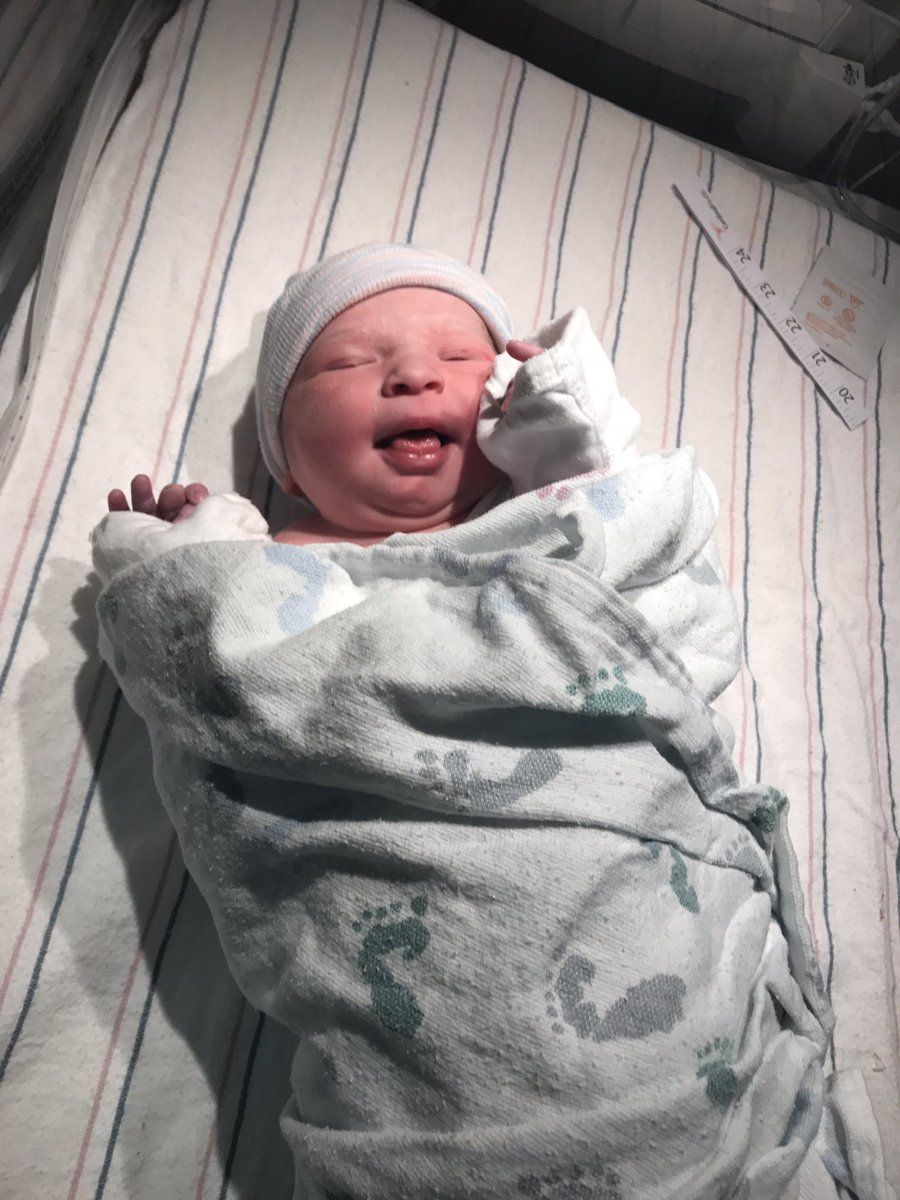 MitroskyMarissa's tweet photo. My new joy is born finally and my life begins again #iloveagain #liveforher https://t.co/sQaw8zvAon