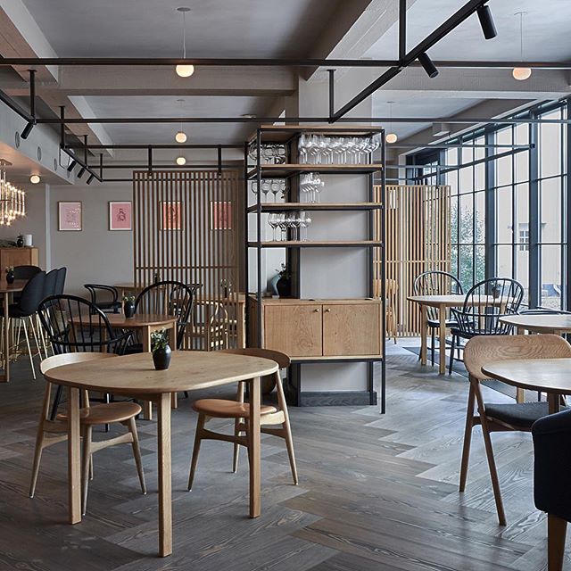 Another well deserved #michelinstar went to the team behind @restaurantkadeau. We are proud to be represented in the beautiful restaurant!