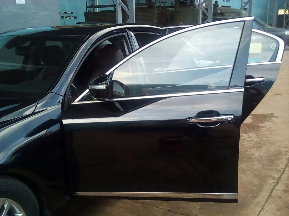 KoreMotorRwanda's tweet photo. Tubabitiye Ivatiri nziza ya #VIP, ubwoko bwa #Hyundai-#Genesis 33, yakozwe muri #2013Ukeneye kuyisura wayisanga kuri KMP muri IPRC Kigali. https://t.co/LPl244jtZ0