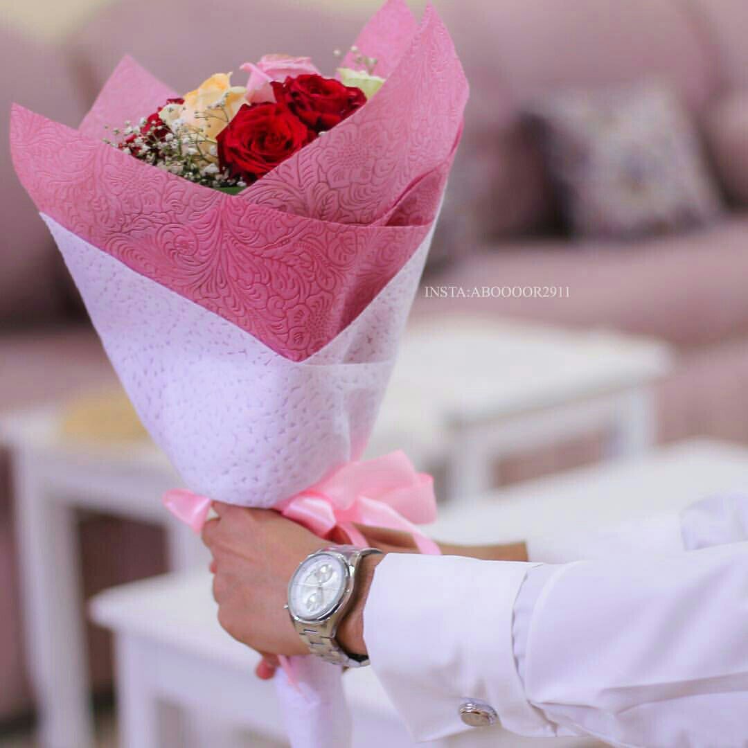 لآ تعآمل آلنآس بآلمثل ف تصبح مثيلآ لهم
 بل عآملهم بطيب آصلك و لو لم يستحقوا ❤

#خلك_ذيبان