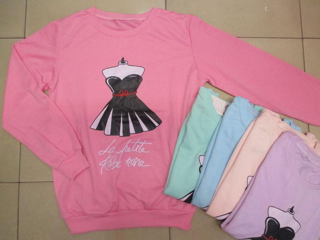 sofie_su's tweet image. Sweater fit L
Harga 50.000 ambil 3ptg harga 135.000 
Pin bb 58477FE0