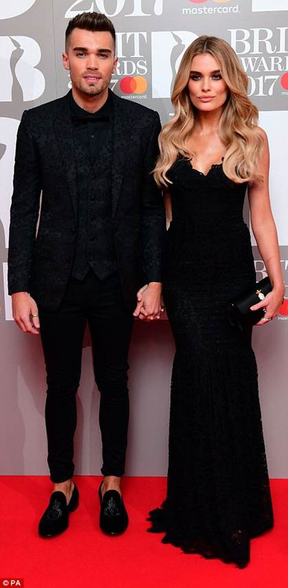 SelectModelMgmt's tweet image. POWER COUPLE! @JoshUJWorld &amp;amp; @LloydChloex attending @BRITs 2017! #SelectMen #SelectWomen