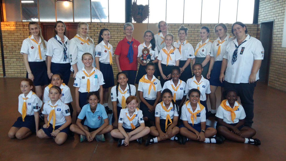 BothasigRangers's tweet photo. Happy World Thinking Day from Bothasig Girl Guides and Rangers, Cape Town, South Africa! #WTD2017 #WAGGGS #GirlGuidesCWest https://t.co/6xxnC9Cyzn