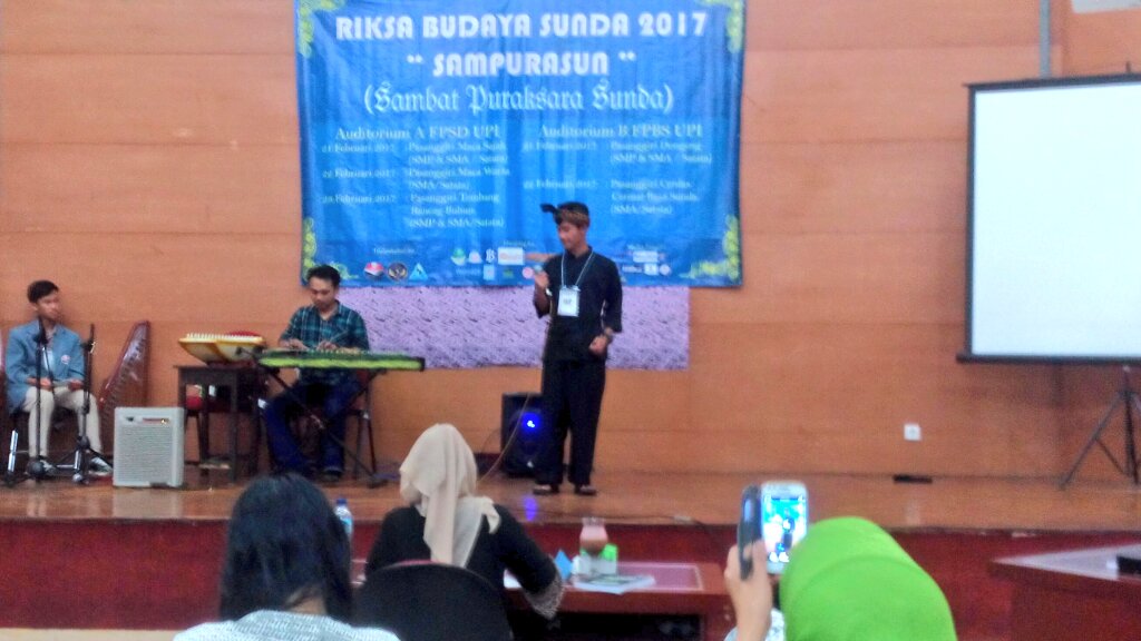 Patandang Pasanggiri Tembang Rancag Buhun SMA kategori pameget nu ka -20 no. tandang 07.