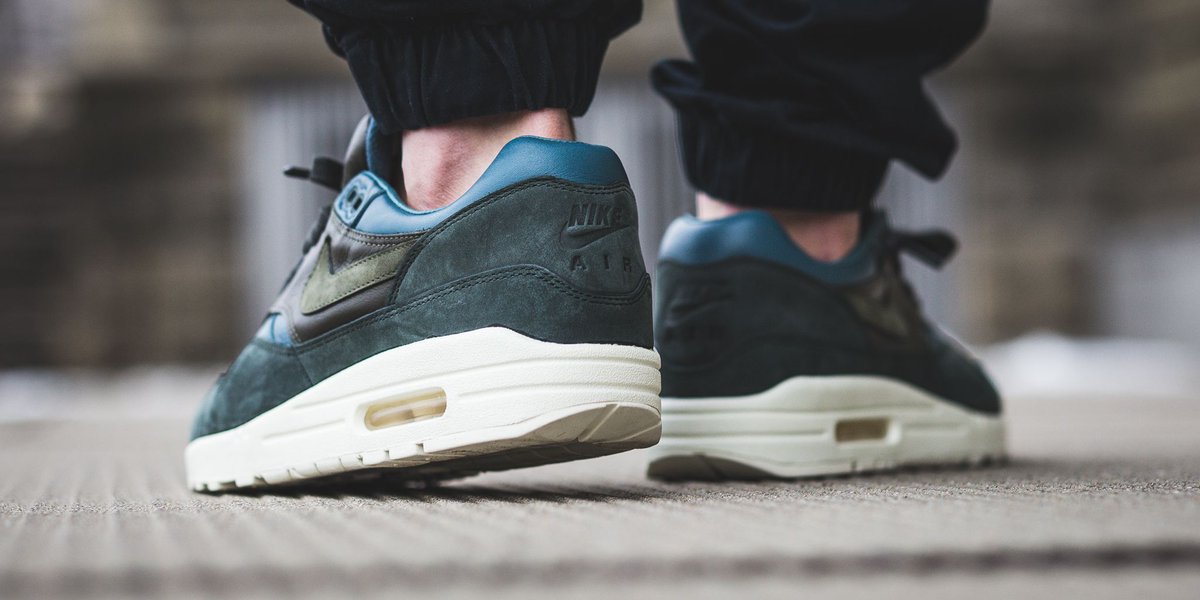 nike air max 1 pinnacle iced jade