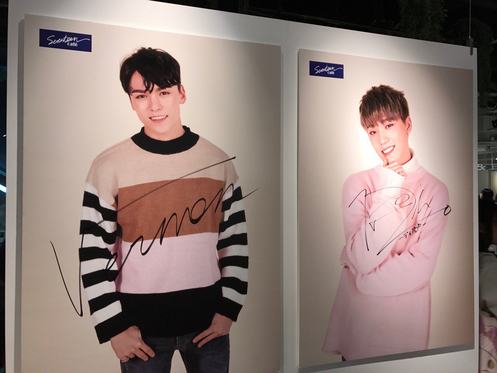 SEVENTEEN cafe】 大大好評開催中♪ 店内にはメンバー直筆サインパネル