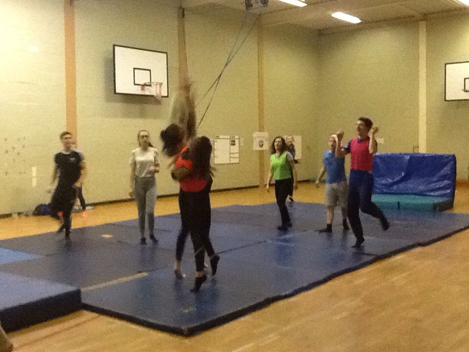 castlebraepe's tweet photo. Senior core being creative in PE #kellyball https://t.co/wEAVlQ39fN