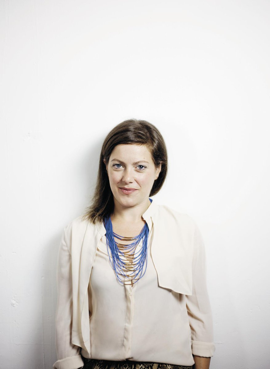 PulseLondonShow's tweet photo. Katie Law of the London @EveningStandard caught up with @ruthwassermann from @madedotcom #MeetTheRetailer here:  https://t.co/Gu54wV8x18 https://t.co/LpbV7qgSCC