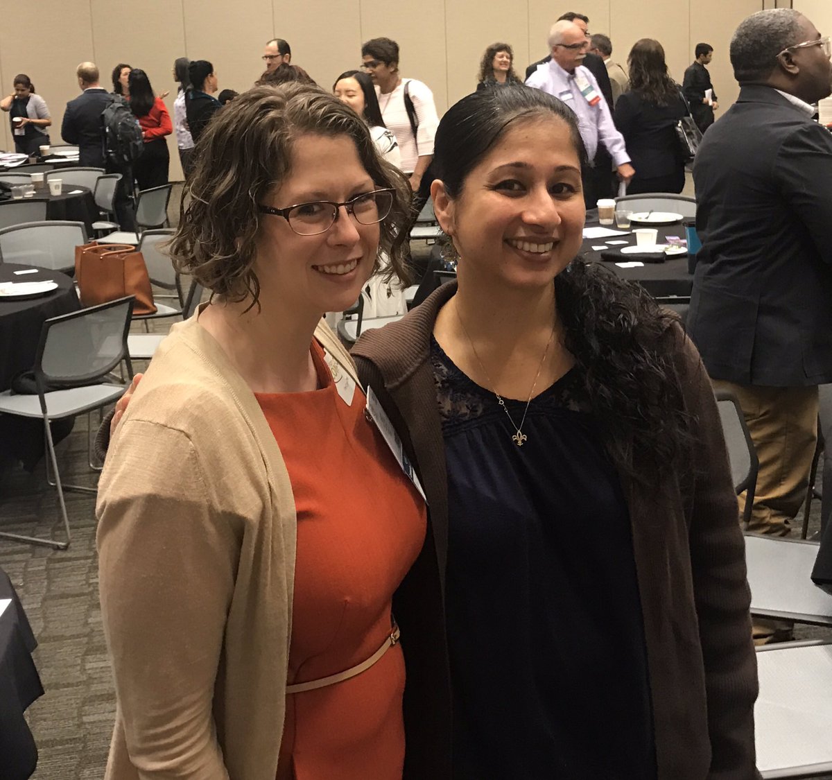 EarlyCareerSIG's tweet image. Try no.2, this time with the pic and the tag #hpm17 #hpmrookie17 @SoniaMKhunkhun @achatburn