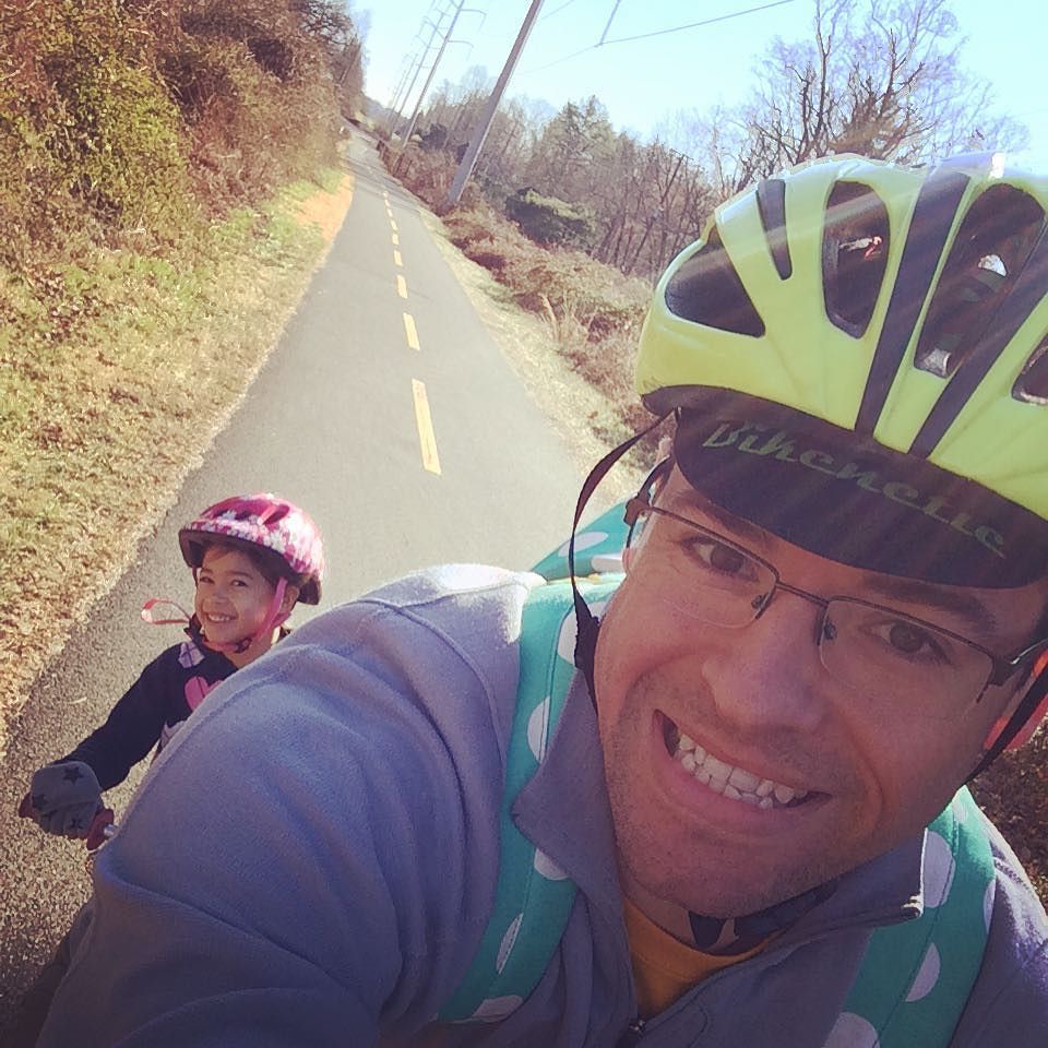 americancyclo's tweet photo. Just your ordinary February #kidical #commute https://t.co/UXQBAaDXrp https://t.co/QosJjsotMB