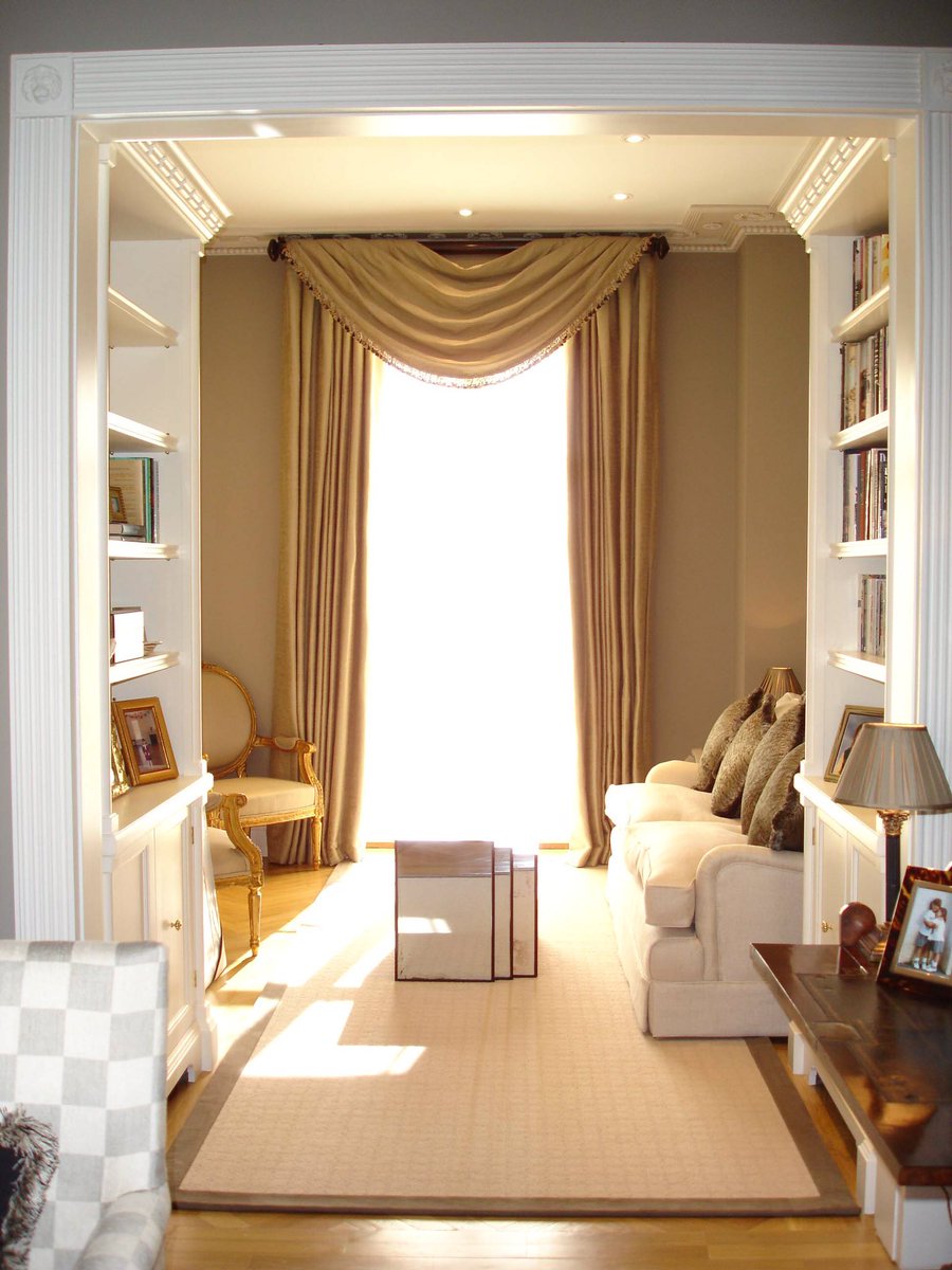 atlanticintdes's tweet photo. Lovely bright sun in our classic London living room #curtains #joinery #livingroom #london #kensington #interiors #interiordesign https://t.co/xbRoLGjrgy
