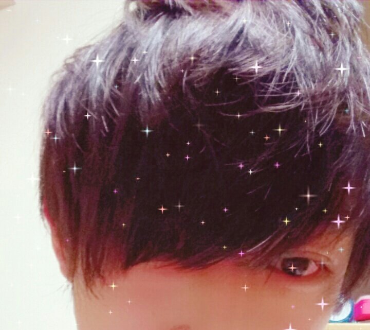 Cotton Sugar Box 髪ボサボサにして片目隠すだけで厨二くさくなるよ 自分がするのは好きじゃないな T Co Lr6s51gbmx Twitter