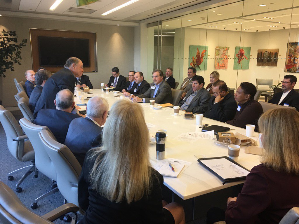 ShawEric's tweet photo. @_allCities_ #westlake full house meeting host and moderator #jimlyons #UBS thank you #philipseldes talk on #DSTrust https://t.co/qBuXIRDjyD
