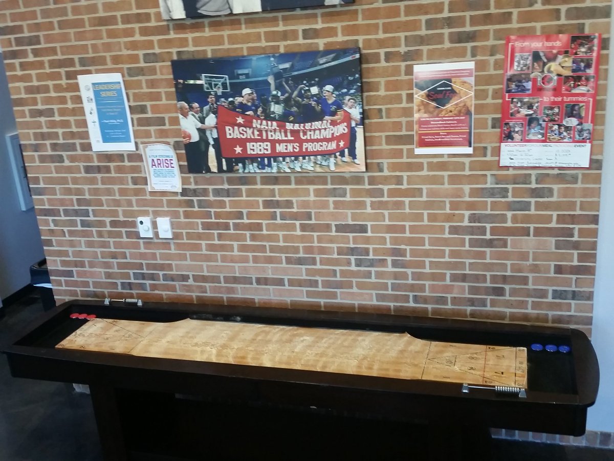 StMarysStuLife's tweet photo. Hey @StMarysU come out to the #StMUpub for a game of Billiards (Pool), Foosball, or Shuffle Board!! Today and tomorrow Only! #RattlerLife https://t.co/ds413JeaYY