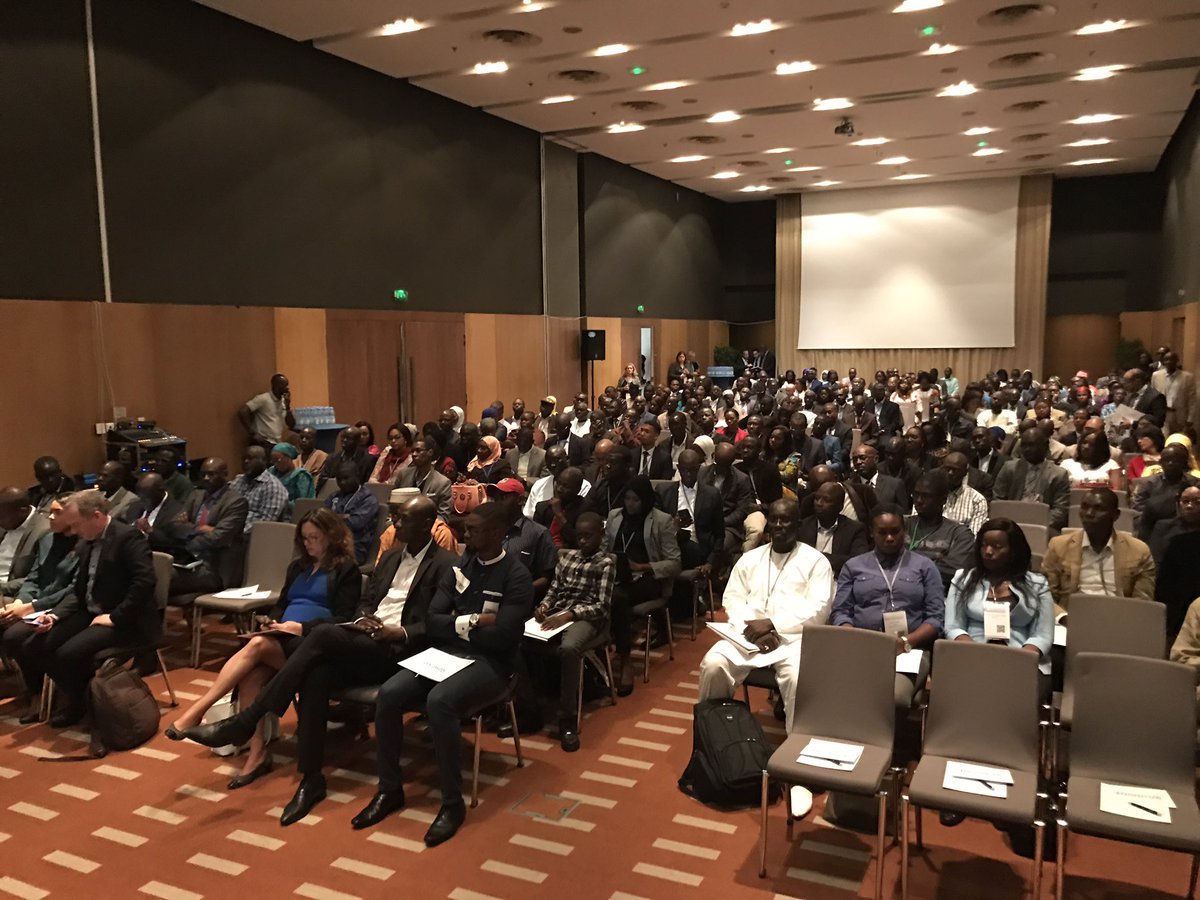Yoan_Eskinazi's tweet photo. @SageFrance quelques photos en live. Les #entrepreneurs sont présents au #sageafricatour à #dakar https://t.co/oDiKo9cu8M