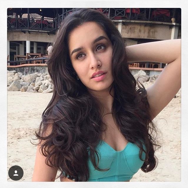 Team_ShraddhaK's tweet photo. Throw back to the shooting days of Baaghi💚 @ShraddhaKapoor https://t.co/1sRAjQDIsW