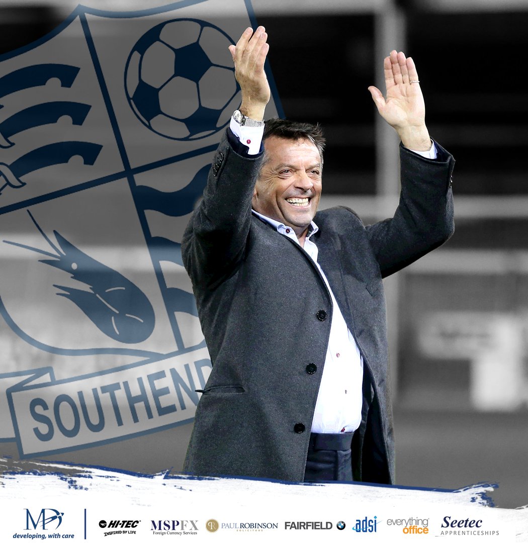 👏 Just over 1,400 tickets sold for <a href="/TheGillsFC/">Gillingham FC</a> on Saturday! Haven't got a ticket yet? More info here 👉 bit.ly/2kSorBs 🔵⚽️