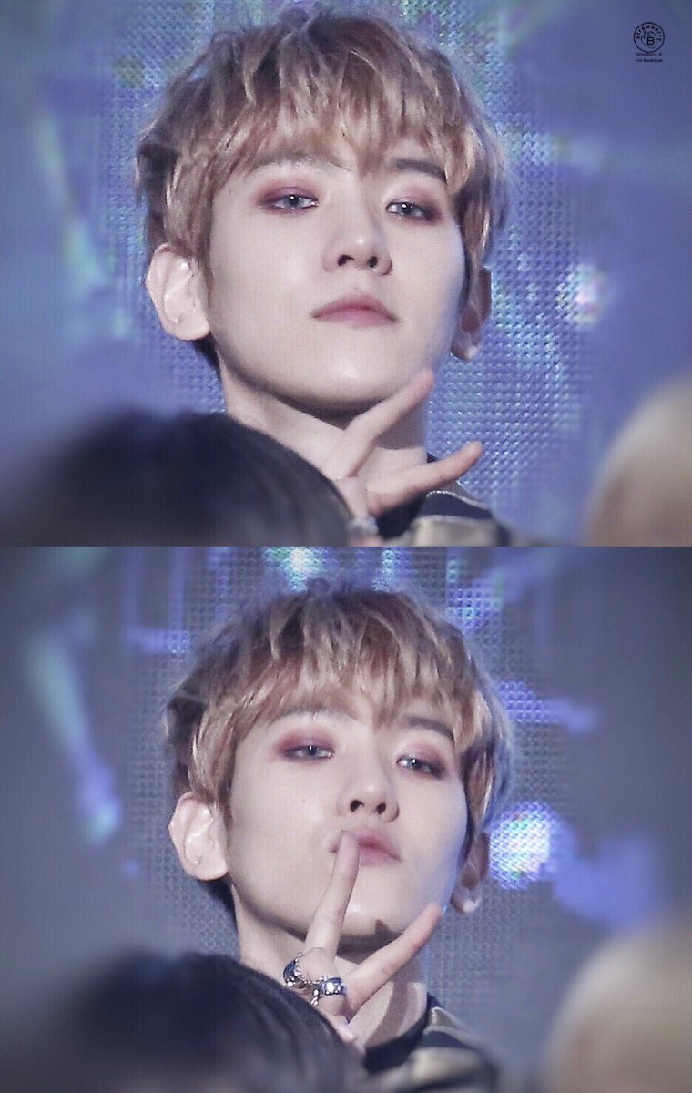 Strawberry_B56's tweet photo. 170222 가온차트어워드 #백현 #BAEKHYUN 
https://t.co/96x9nRLjyt
https://t.co/1QCYqcX3Gn
https://t.co/t97sGOF7YT https://t.co/oIuFmJvQ4y