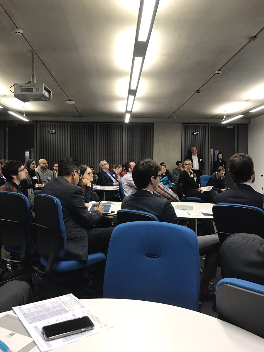 yorkshiregeeek's tweet image. Enjoyed delivering my paper presentation on the use of AR/VR for dementia @CreativeARVRhub #ARVRManchester