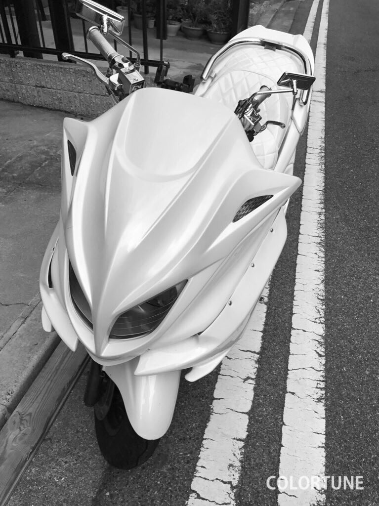 T__GUCCI's tweet photo. 兵庫からです
走行距離23500km
自賠責書類鍵あります

改造点
フルメッキ、エアロ、
スピーカー2発
5連メーター
6連ランプ            など
不具合
傷割れ若干あります
右常時ランプ切れてます

兵庫からです！
15万で値下げなしでお願いします！ https://t.co/XrzwluSOOg