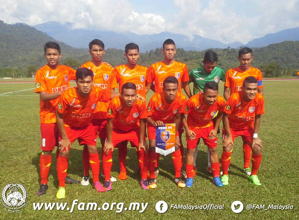 FAM_Malaysia's tweet photo. Keputusan penuh Piala Presiden 2017

KUMPULAN B

SELANGOR 0-0 T-TEAM
PAHANG 1-2 N.SEMBILAN
PERAK 1-1 PKNS
SABAH 1-1 PKNP
ATM 0-2 K.LUMPUR https://t.co/5EJTtyHpbD