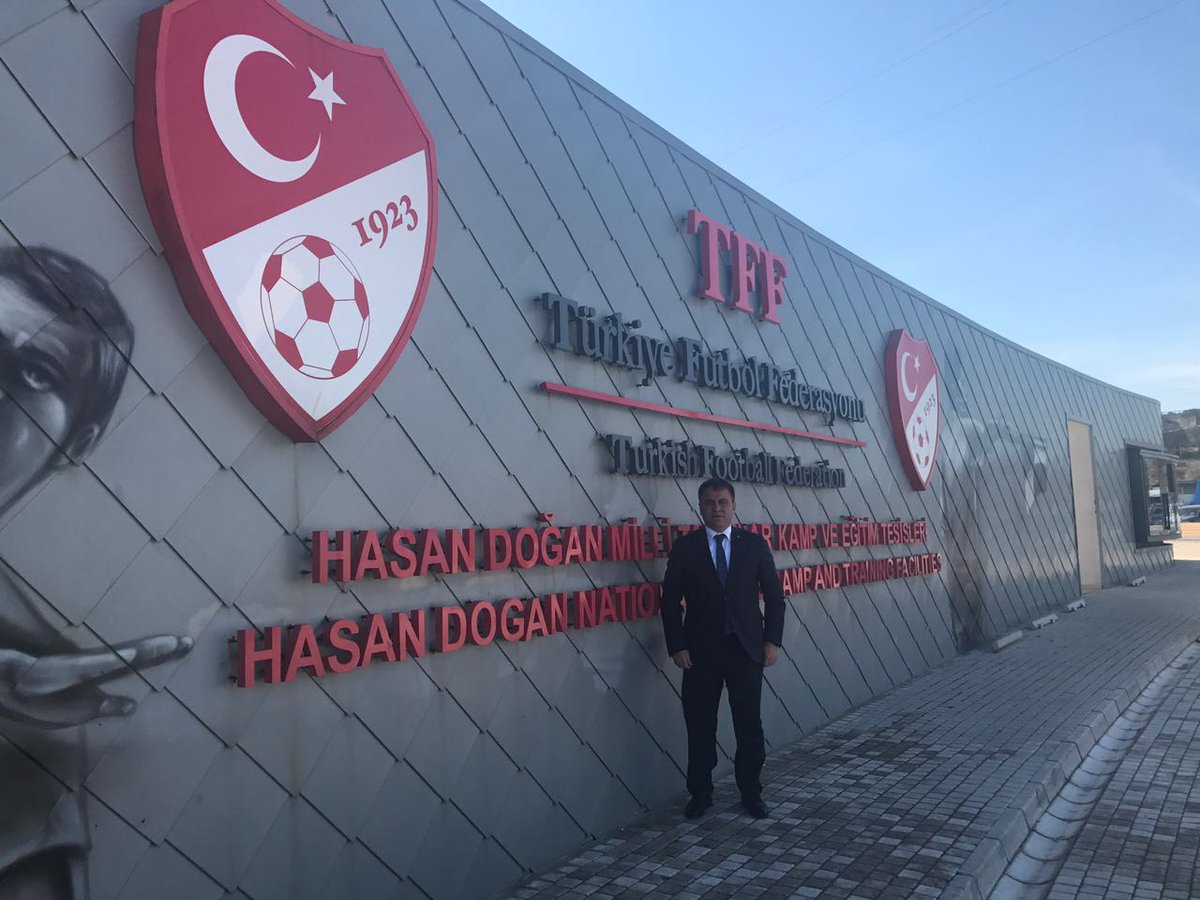 ercancimen29's tweet photo. Gümüşhanesporumuzun Ankaragücü maçı sonrası aldığı 5 maç seyircisiz oynama cezasına itiraz etmek için TFF'deyiz https://t.co/osuJBOChkh