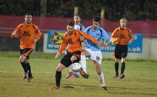 #ThrowbackThursday @G_Dennis11, @tom_cat87 and a Swedish man in action for <a href="/CheamVillageFC/">Cheam Village FC</a> in the cup #bringbacktheorangekit #drewsy #ikea