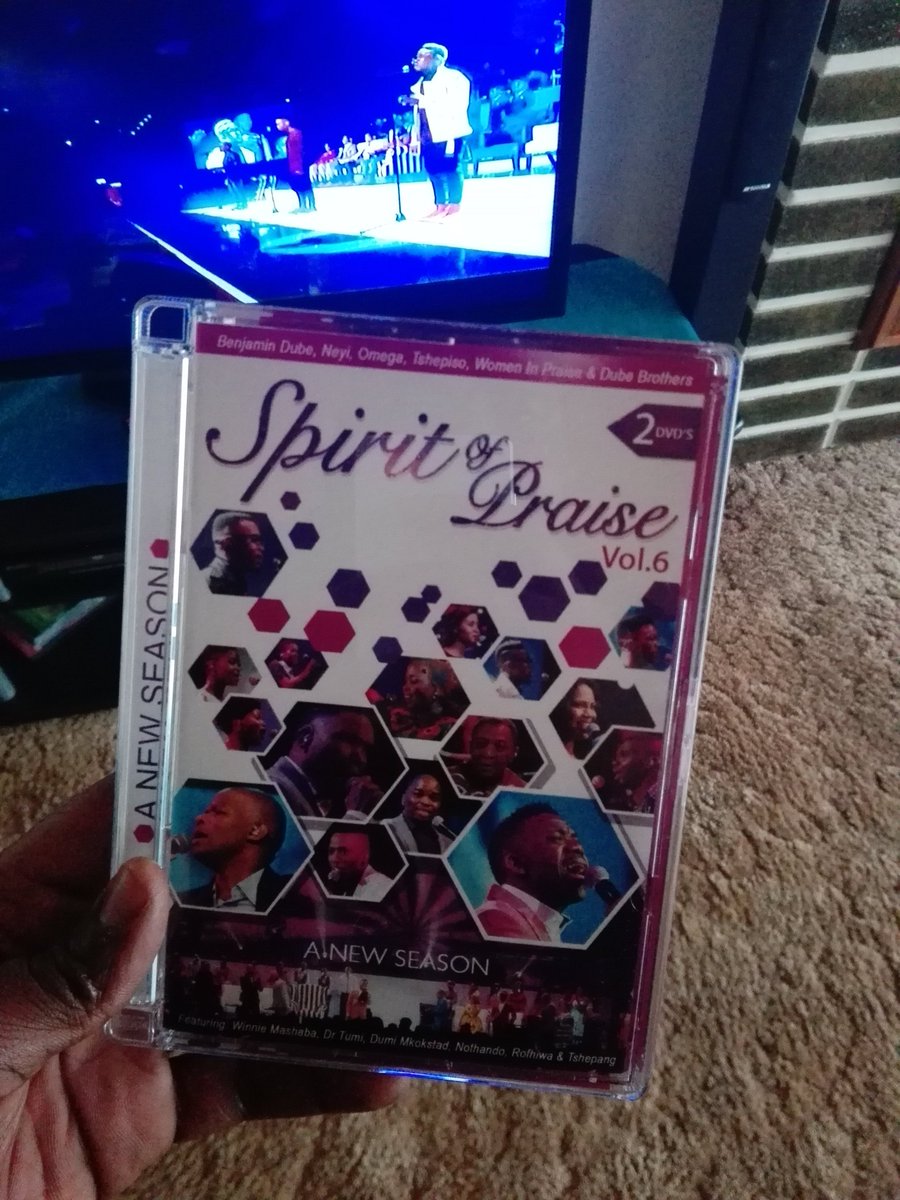 Zakesmahn__001's tweet photo. Authentic, Good Music here..! I never get tired of it @spirittunez @NeyiZimu @benjamindube @Mkokstad @DrTumisang @OmegaHayo 

#SOP.Vol6 https://t.co/RcB56r6uz3