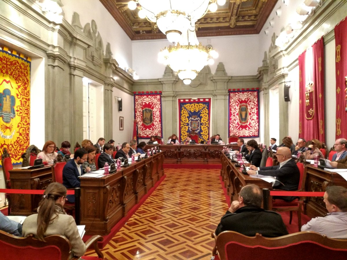 MCCartagena_ct's tweet photo. El Pleno instará a @desdelamoncloa a atender reivindicación de @merp_es de promover reforma const. que garantice Sist. Público de #Pensiones https://t.co/ePJpdhjBxN