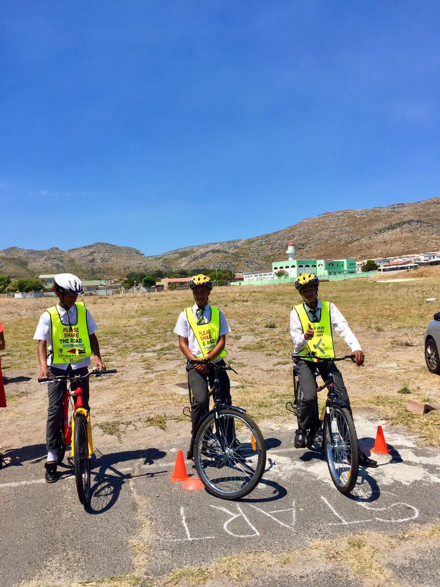 And they're off! 40 happy new bicycle owners thanks to a collaboration between <a href="/BENBikes_SA/">BEN South Africa</a> <a href="/PedalPowerPPA/">Pedal Power (PPA)</a> and Qhubeka #NewBikeDay