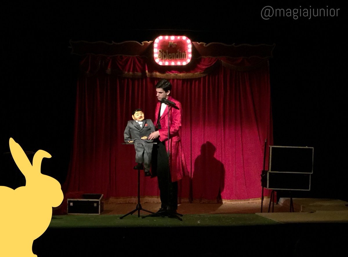 Diumenge a <a href="/magiajunior/">Magia Junior</a> ens visita el mag #MrSplendini amb el seu inseparable Luisito!  Entrades a 👉 goo.gl/yCERK5