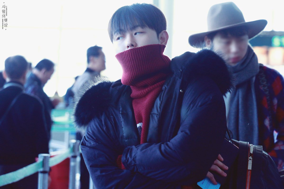 UK_AprilSun's tweet photo. 170223 출국 #블락비 #유권  멋짐 터지는 궈니😚 더 많은 사진은 이쪽으로 👉 https://t.co/2O8x4kCj0J https://t.co/PirvBLH1BK