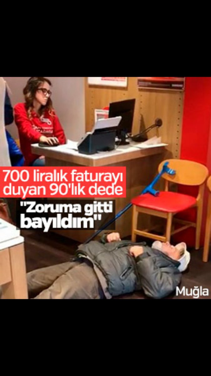 NiLayUSA's tweet photo. Adam bayılmış ve çalışan pc de!
@VodafoneTR bu resim için bir açıklama yapar mısınız?

#BeşiktaşınMaçıVar https://t.co/lL3n4SR2q1
