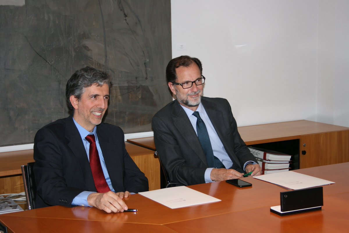 COATSevilla's tweet photo. Firmado nuevo convenio con @RZS_abogadosyec para asesoramiento en #ClausulaSuelo a colegiadas/os y familiares directos. https://t.co/nPbB6ruqO2