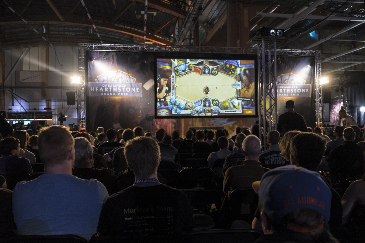 DreamHackHS's tweet photo. #TBT to a crowded DreamHack Hearthstone Grand Prix during #DHS15! #DHGP https://t.co/Ebs08leKpV