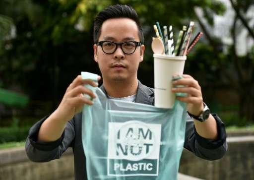 InspirActionews's tweet photo. #Bali : A biologist creates a, so healthy, recyclable #bag that you can #drink it
https://t.co/IMrTfk4NgZ https://t.co/57CLjFrQ67