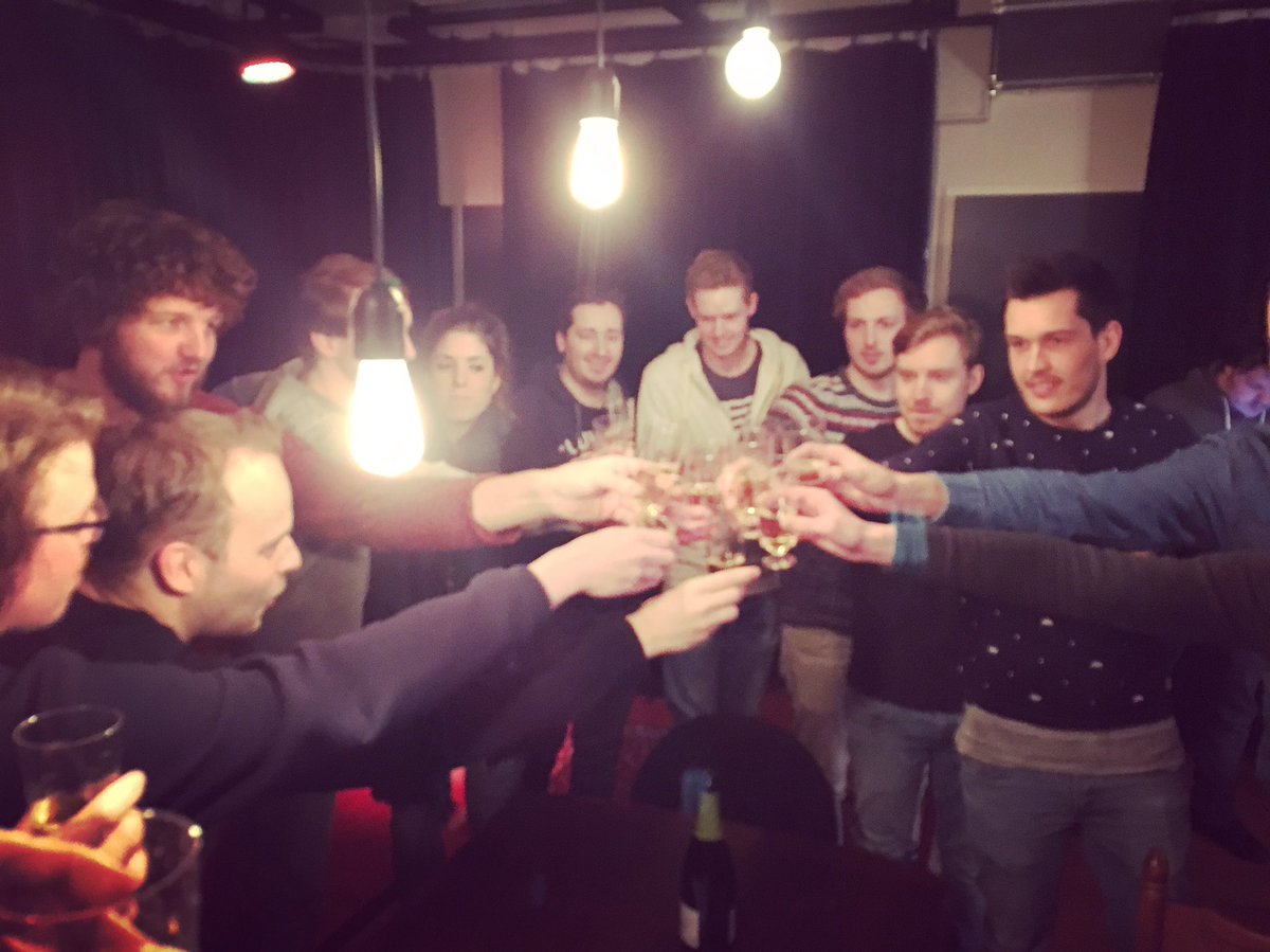Proost! De Parcify App is nu te vinden in de Apple Store en Play Store! #livewall #app #champagne #parcify