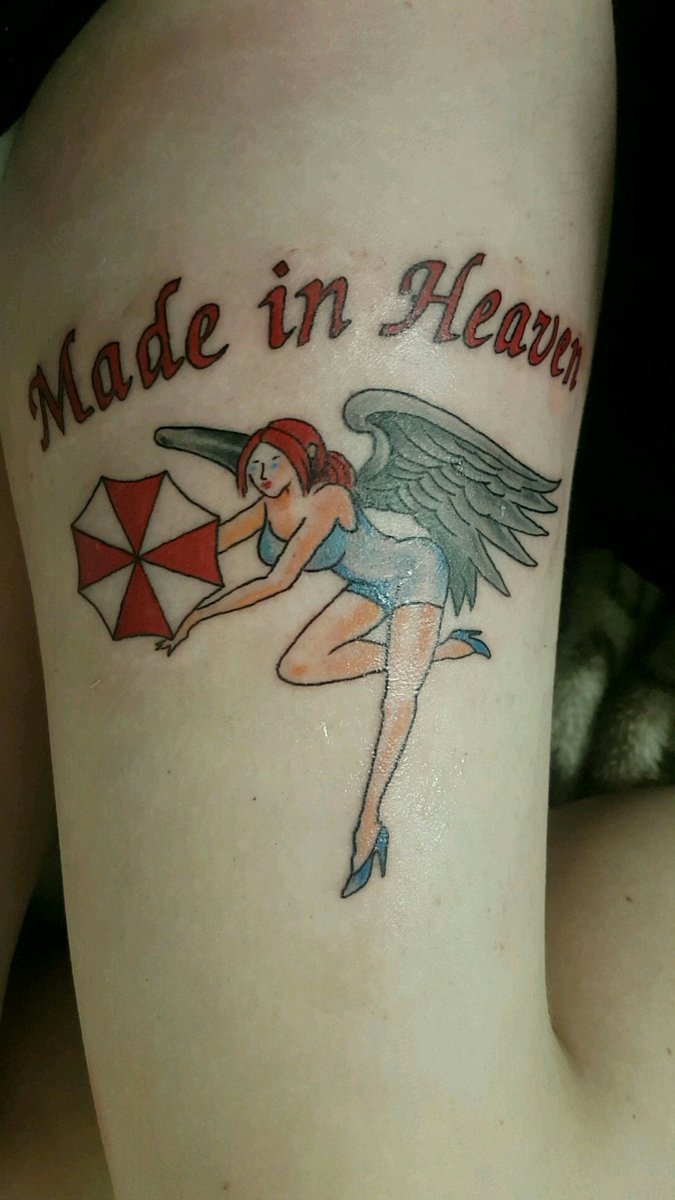 CrescentRubyRos's tweet image. // I got my first tattoo today!