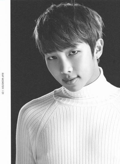 IBigHitEnt's tweet photo. 2017 BTS LIVE TRILOGY EPISODE Ⅲ THE WING TOUR MD FACE PHOTO COLLECTION

#방탄소년단 #YOU_NEVER_WALK_ALONE #NotToday #SpringDay https://t.co/1aTrBvQyH7