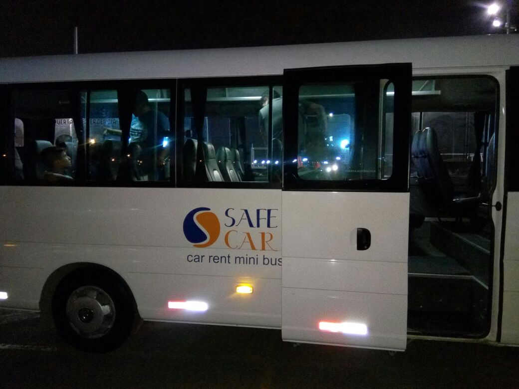 carent_minibus's tweet photo. Traslado equipo #champagnat #22feb #campeonato #adecore 🚌⚽ https://t.co/Q47RJPBmlN