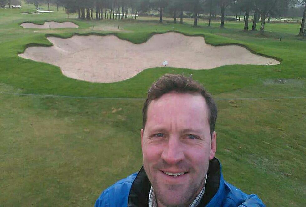 CM_HGC's tweet photo. The contrast is stark between old and new bunkers @HuddersfieldGC following heavy rain #knowwhichiprefer https://t.co/8EDxAouQl2